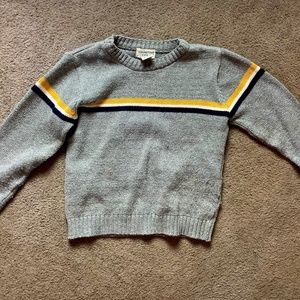 Long sleeve knit sweater